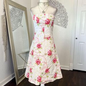 Vintage 90s White Cotton Romantic Floral Rose Corset Style Strapless Dress S / 6